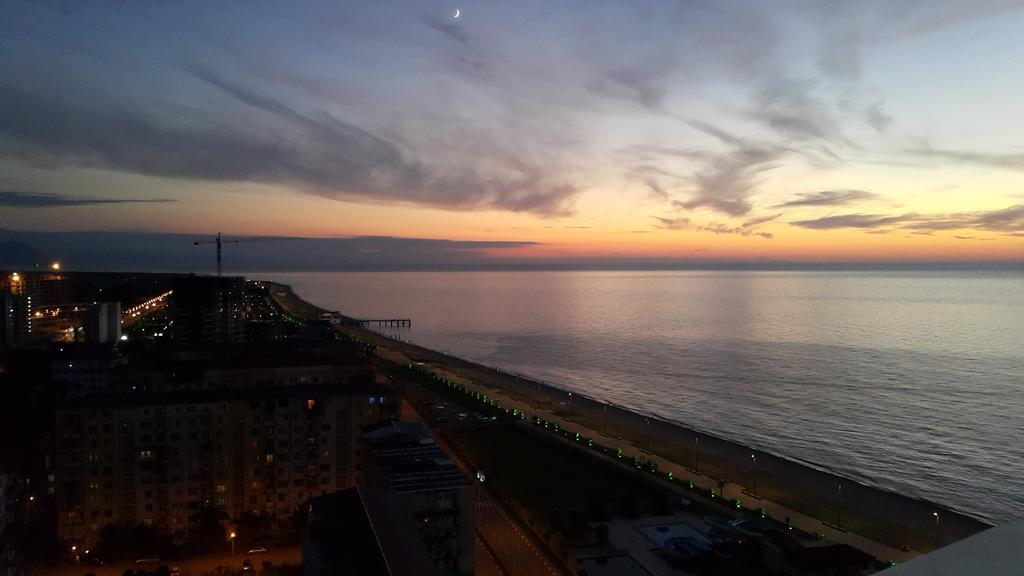 Apartment Orbi Rezidence Batumi Luaran gambar